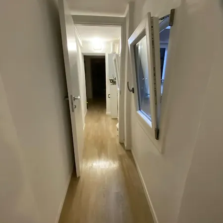 Rizzoli 3 Senzanome Apartment *